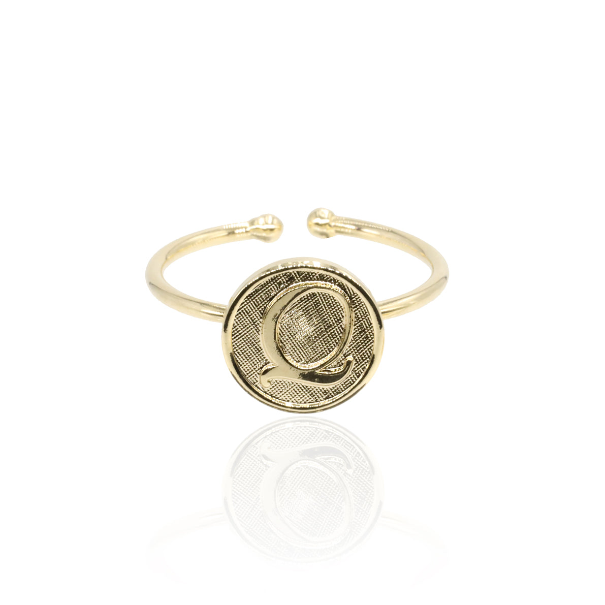 Bague initiale lettre Q plaqué or