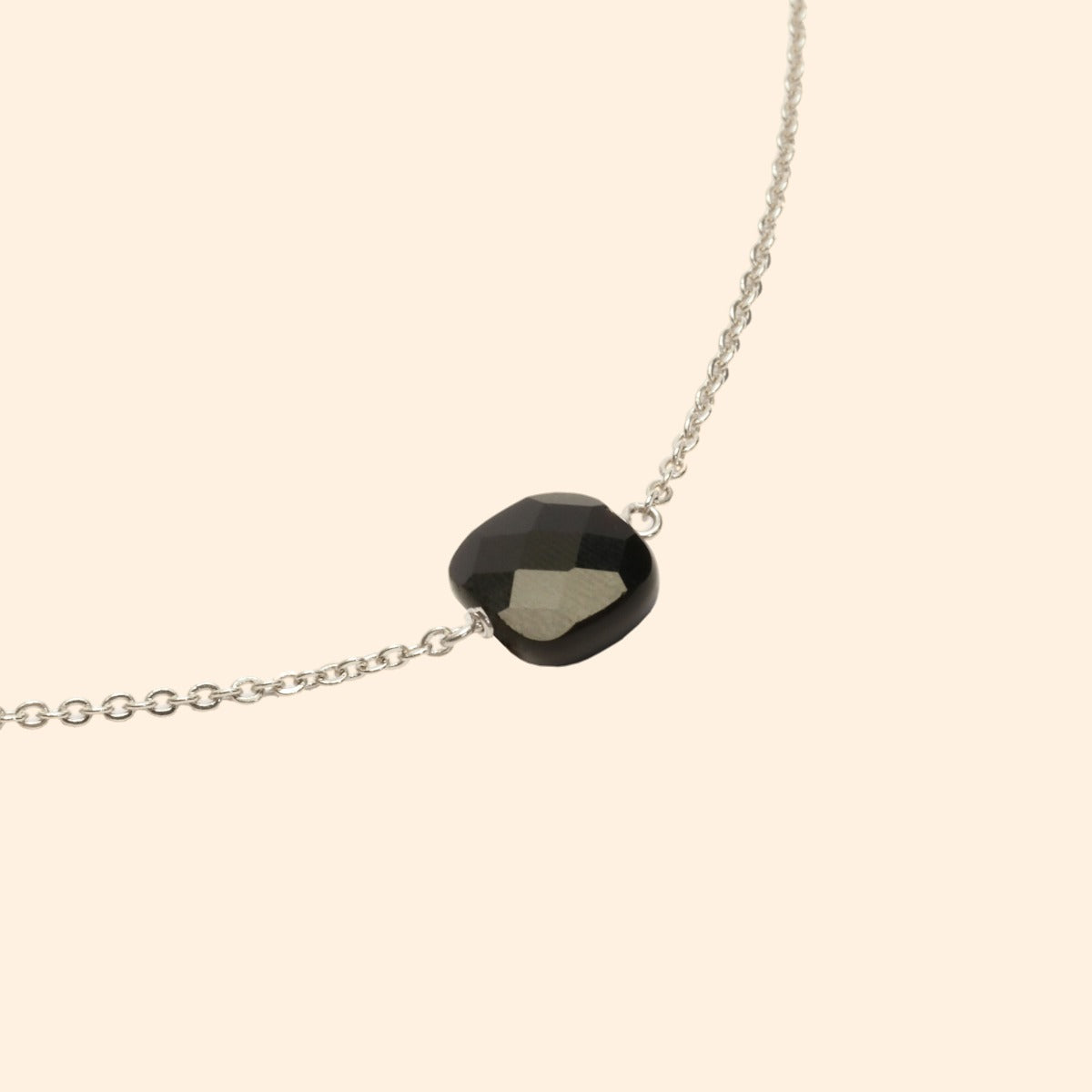 Collier argenté ajustable pierre agate noir