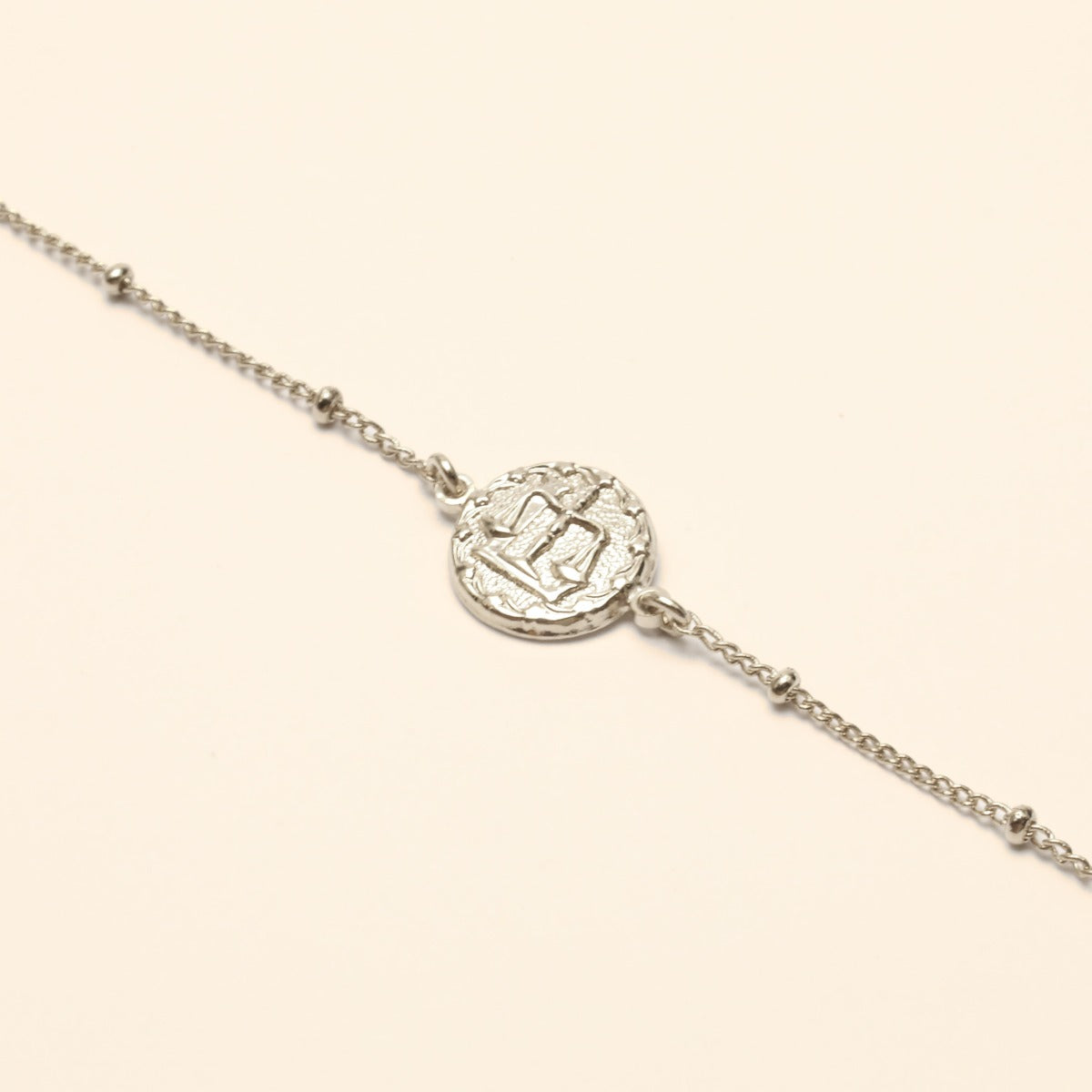 Collier ajustable signe astrologique balance argent