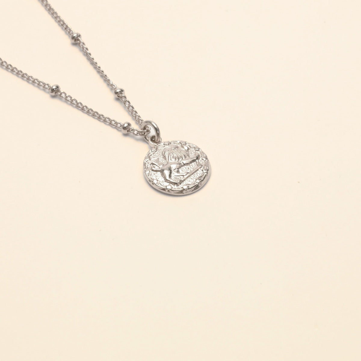 Collier signe zodiaque lion argent