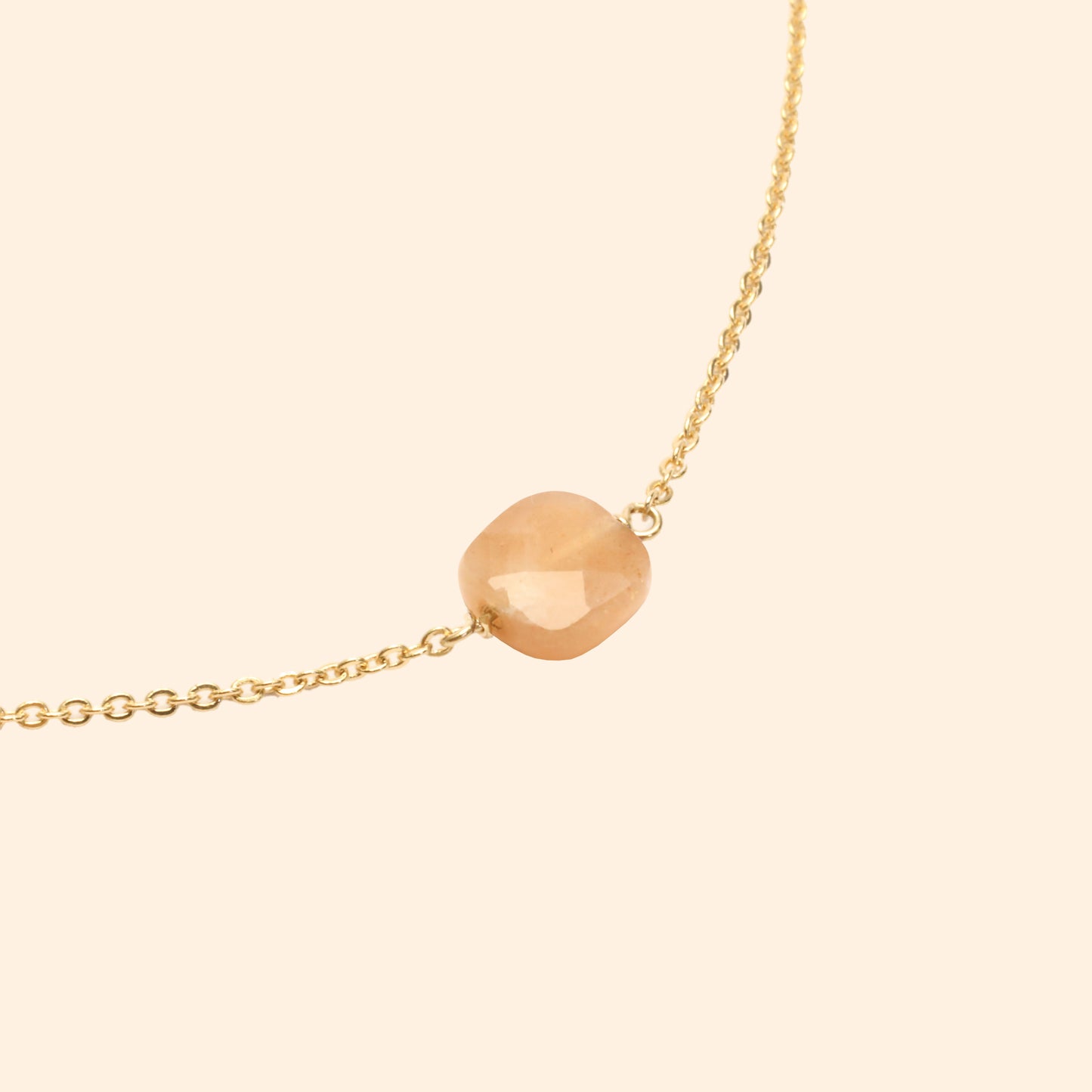 Collier ajustable doré pierre de soleil