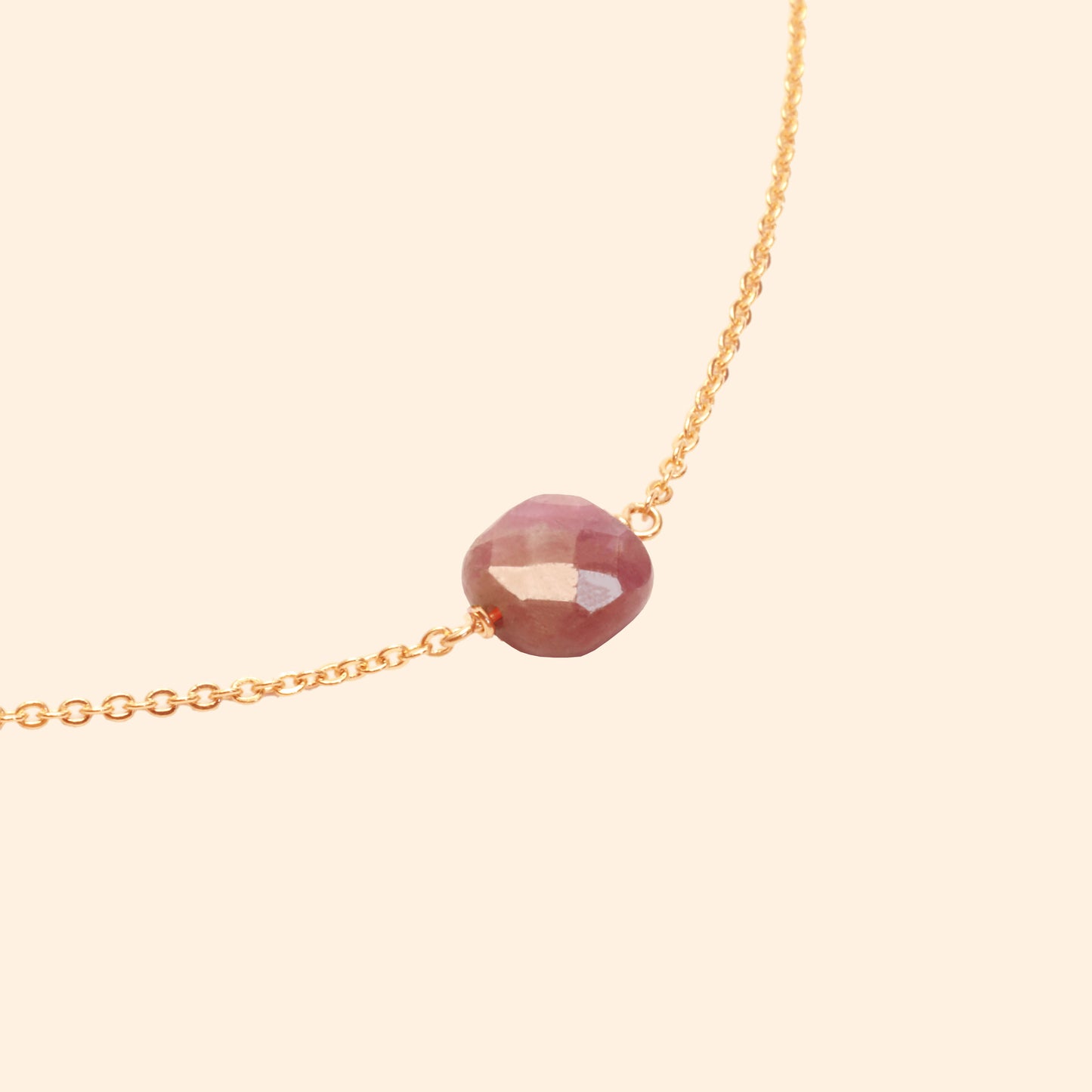 Collier Chaine fine Emma pierre semi-précieuse