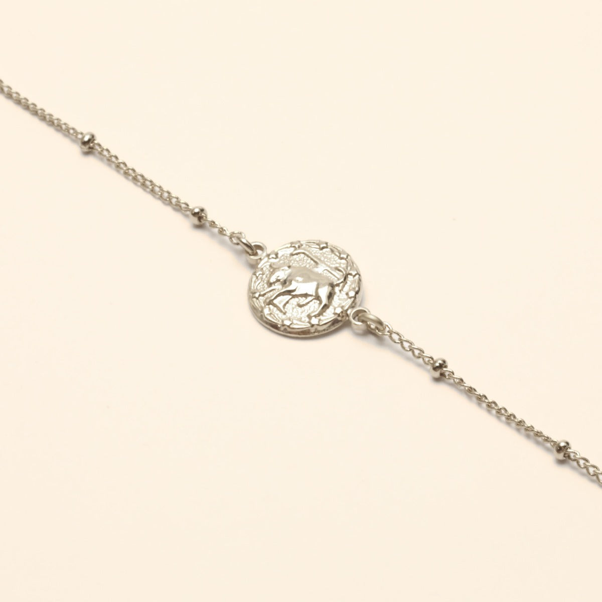 Collier ajustable signe astrologique taureau argent
