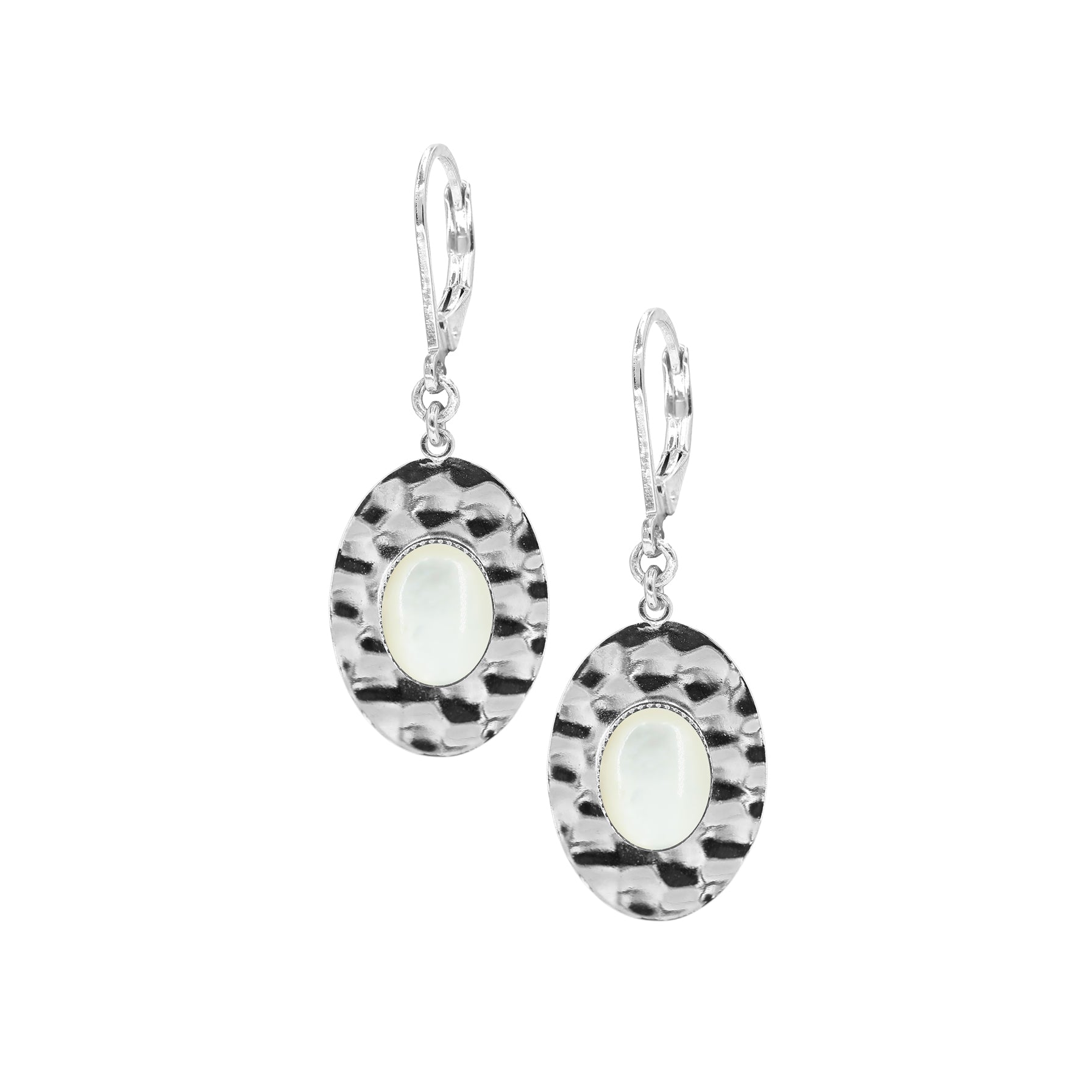 Boucles martelées argent nacre blanche